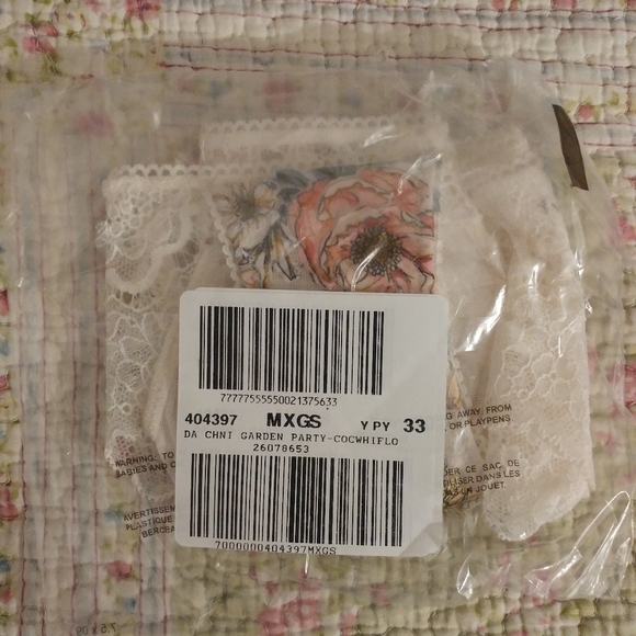 NEW VICTORIA'S SECRET DREAM ANGELS EMBROIDERED SET - Picture 11 of 11